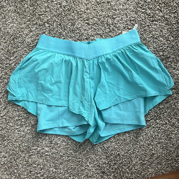 NWT POPFLEX On The Run Ruffle Shorts S in color “Oasis” - Picture 2 of 14